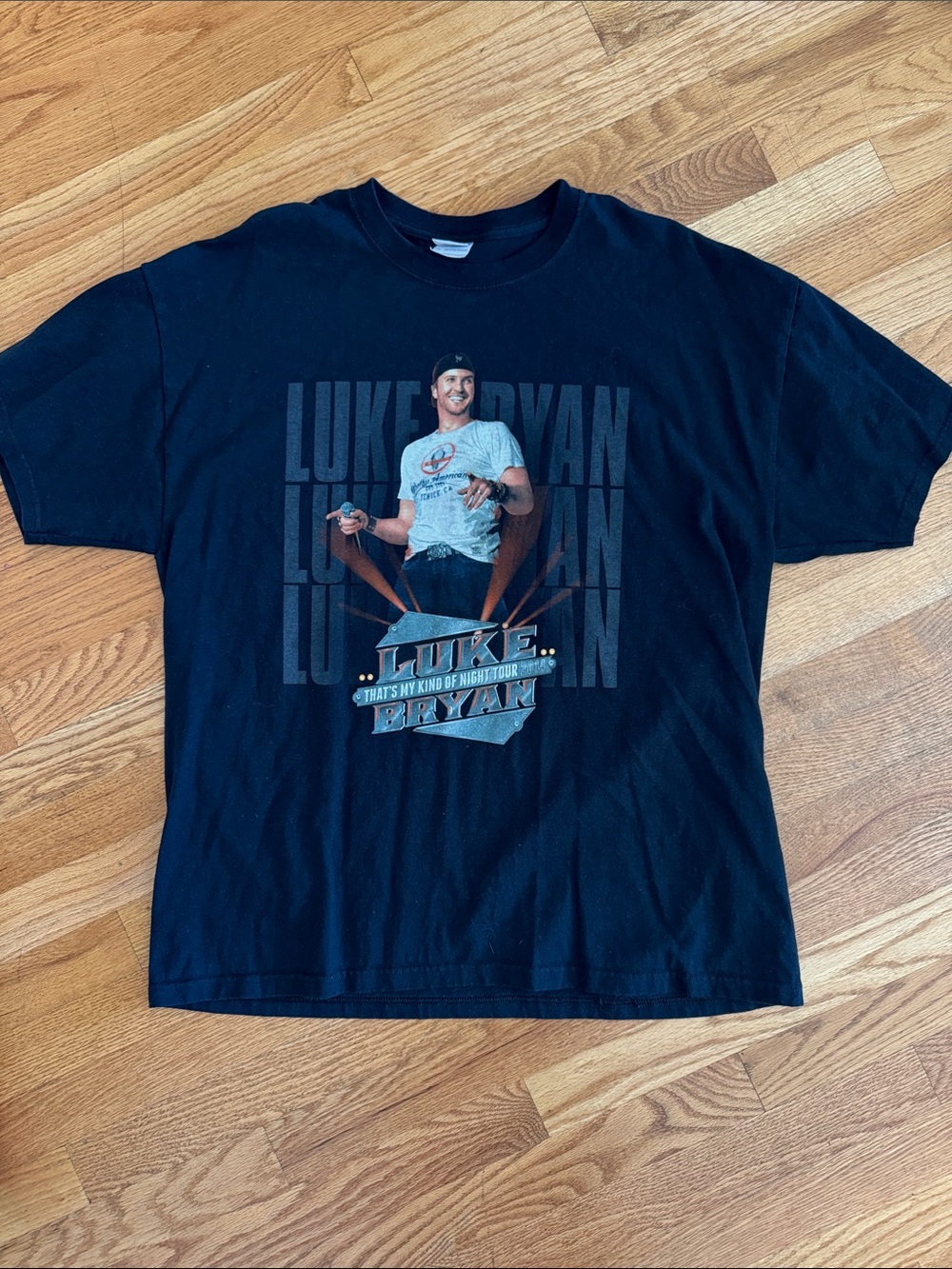 Luke Bryan Photo Tee That’s My Kind of Night Tour 2014 - dates on back